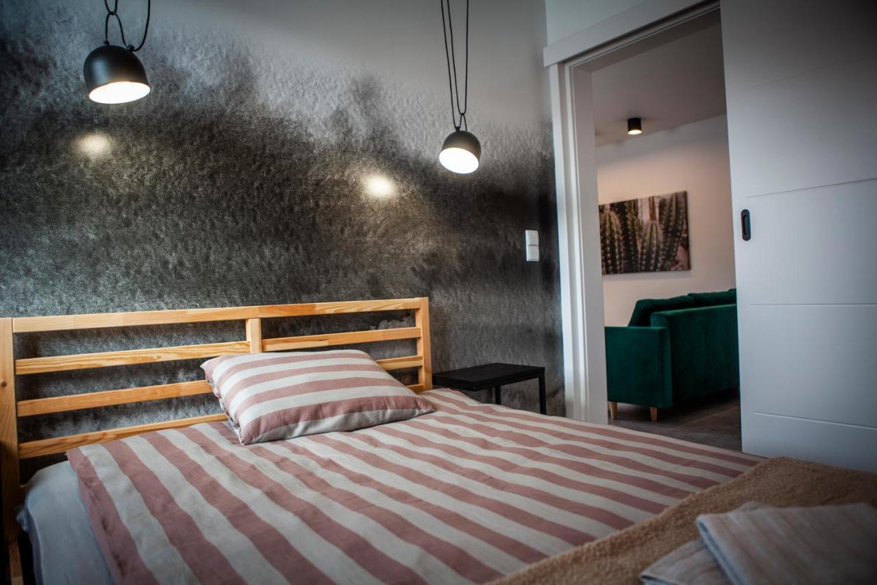 Luksusowy Apartament Nad Jeziorem Człuchów Exteriör bild